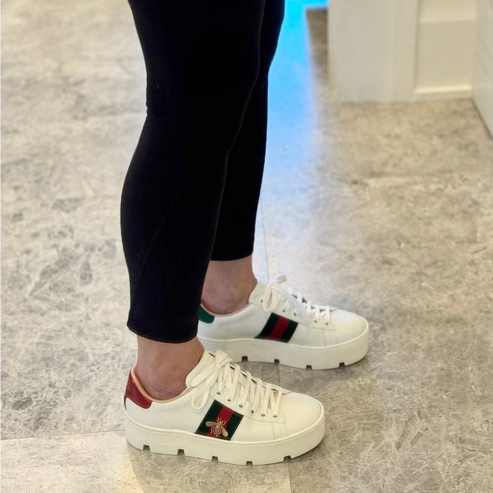 Gucci Ace Bee Sneaker - Picture 4 of 9